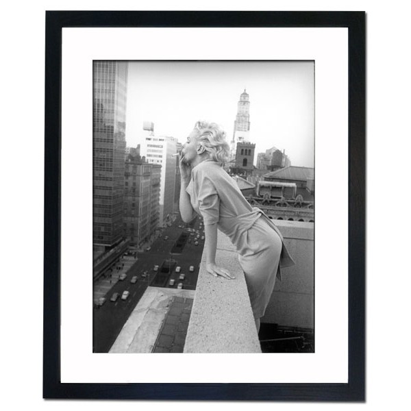 Marilyn Monroe in New York, 1955 Framed Print